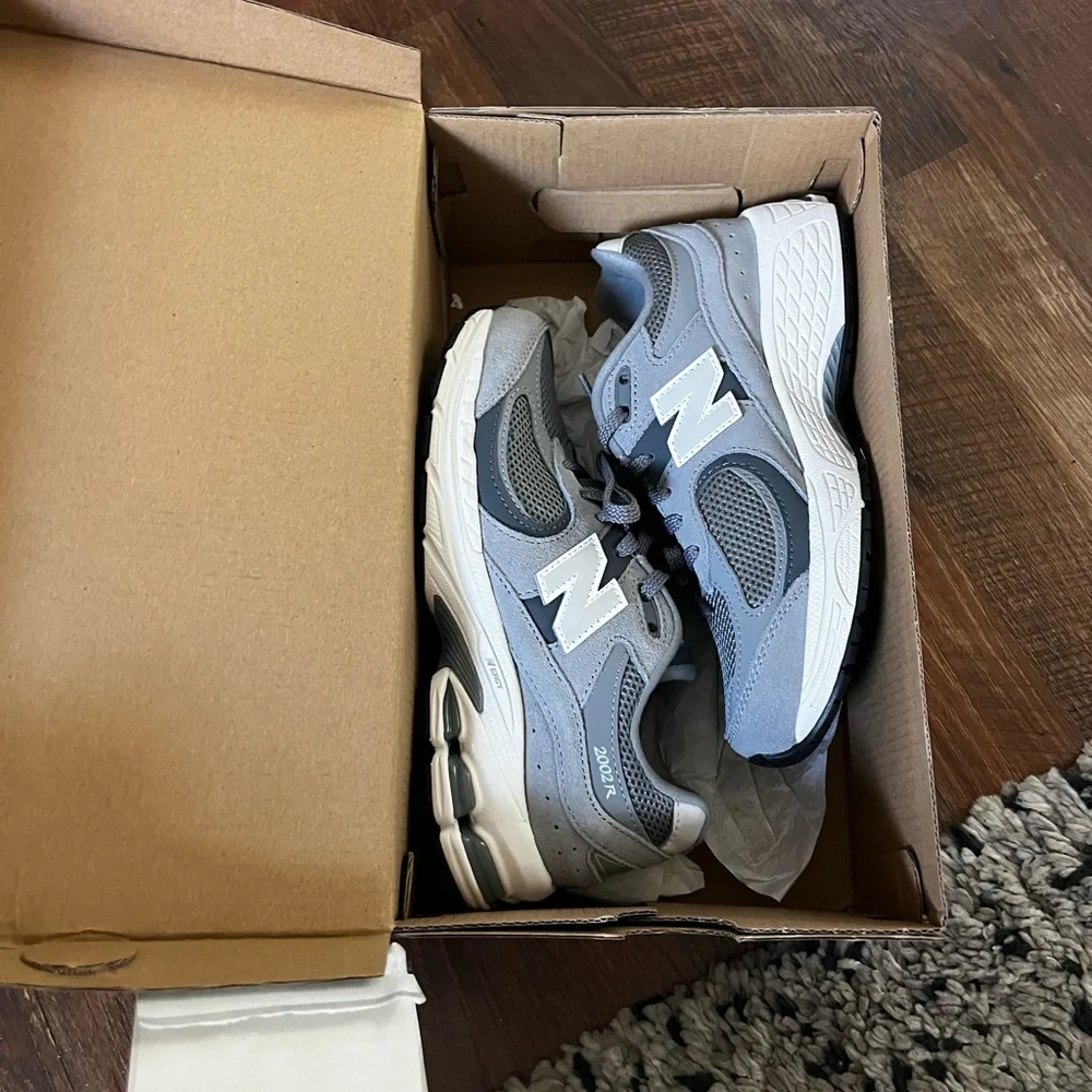 New Balance Kids Sneakers - Gray and White
